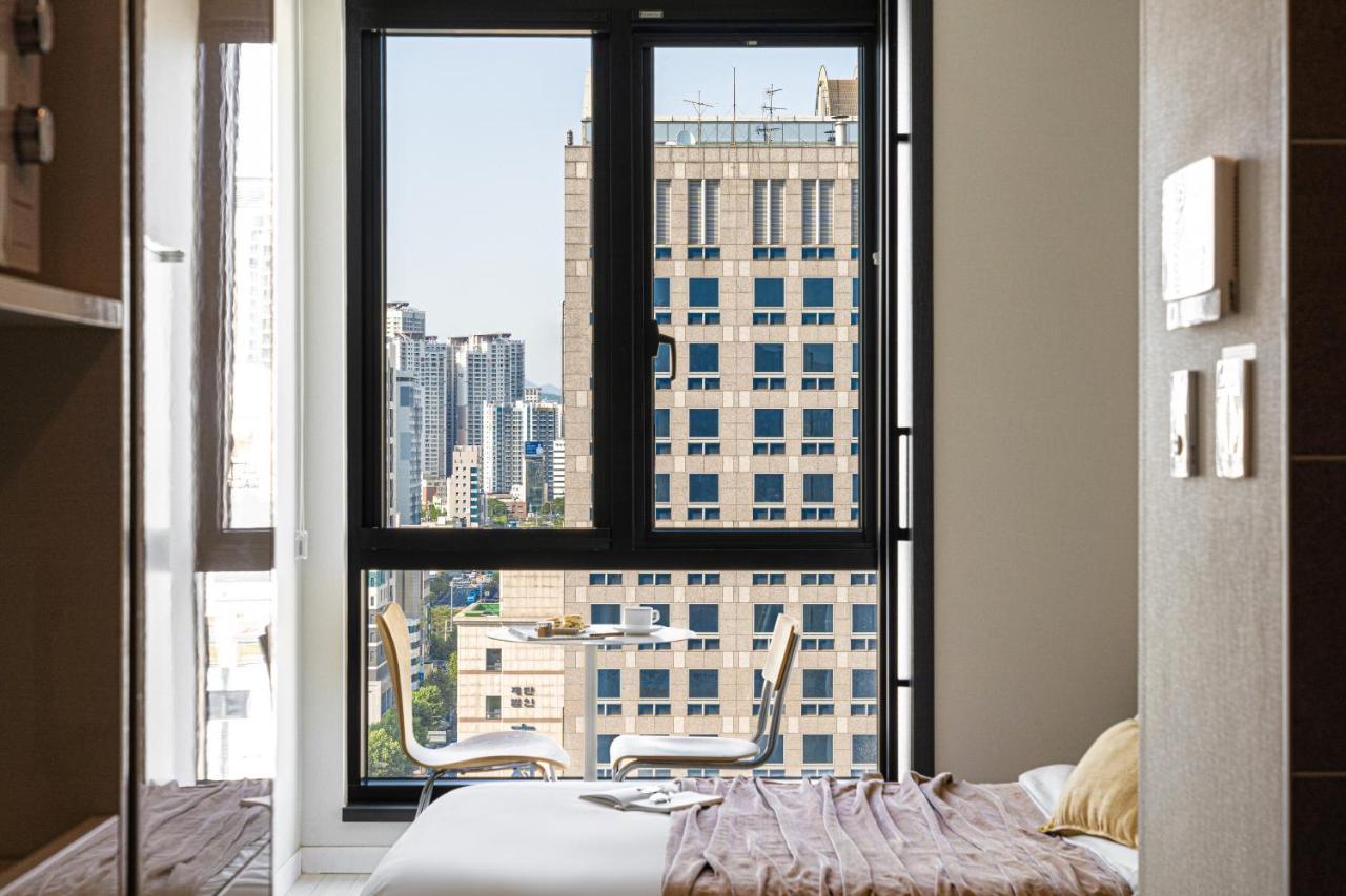 Urbanstay Seomyeon Busan Extérieur photo