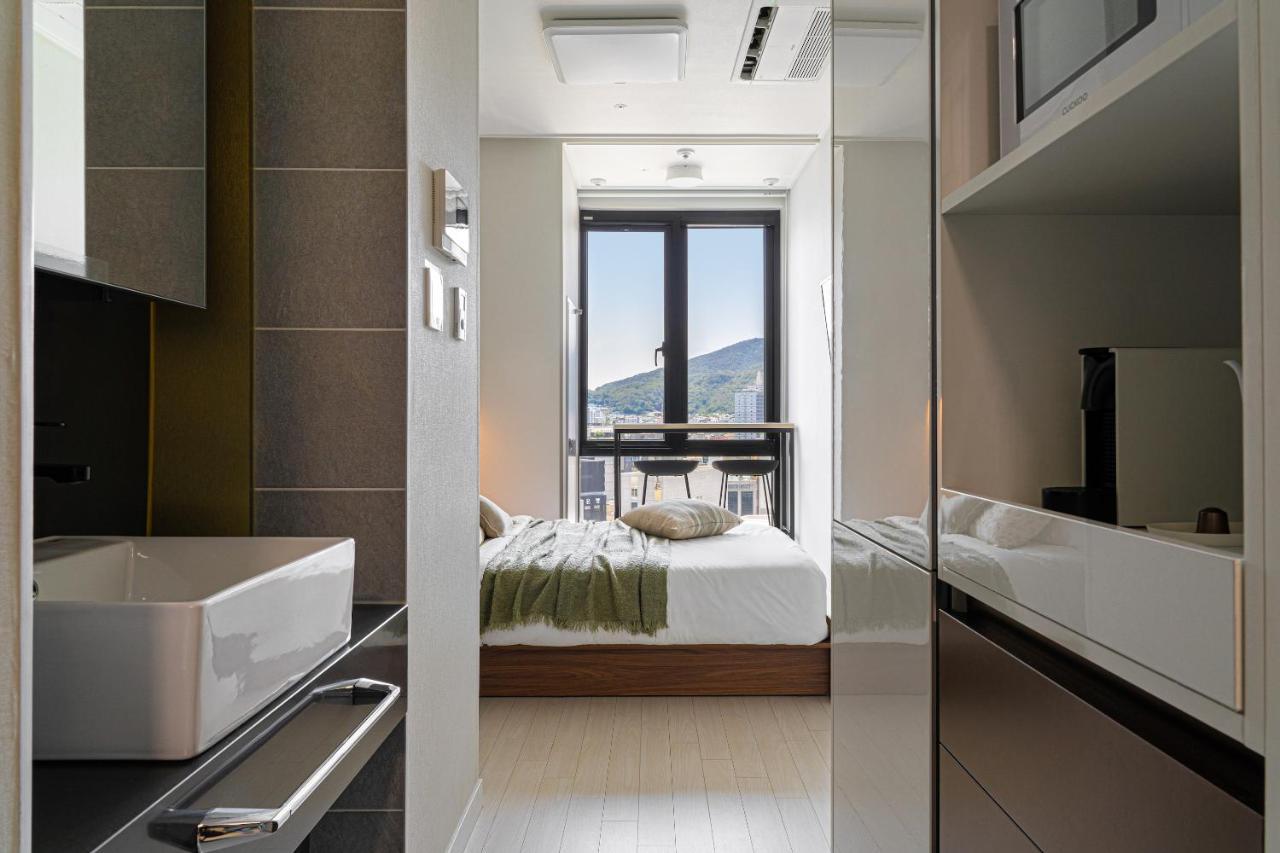 Urbanstay Seomyeon Busan Extérieur photo
